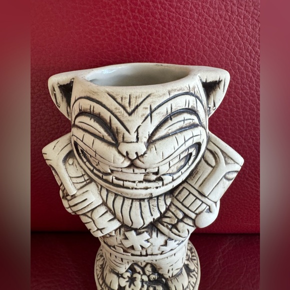 TikiCat Kansas City Aloha Shirt Tiki Mug Bone Matte Glaze Tiki Cat Tiki Farm - Picture 5 of 8